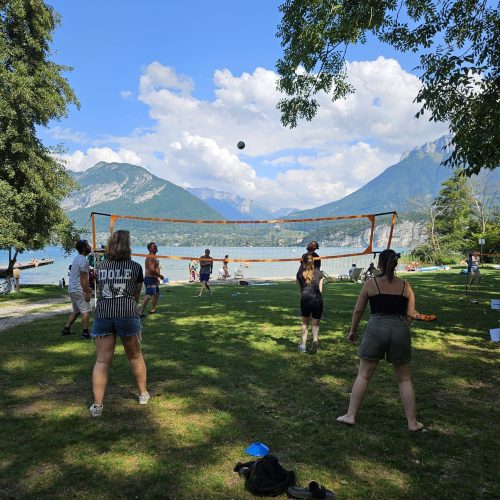 Votre agence événementielle en Haute-Savoie s'occupe des événements en entreprise du séminaire pour le groupe Le Cercle.